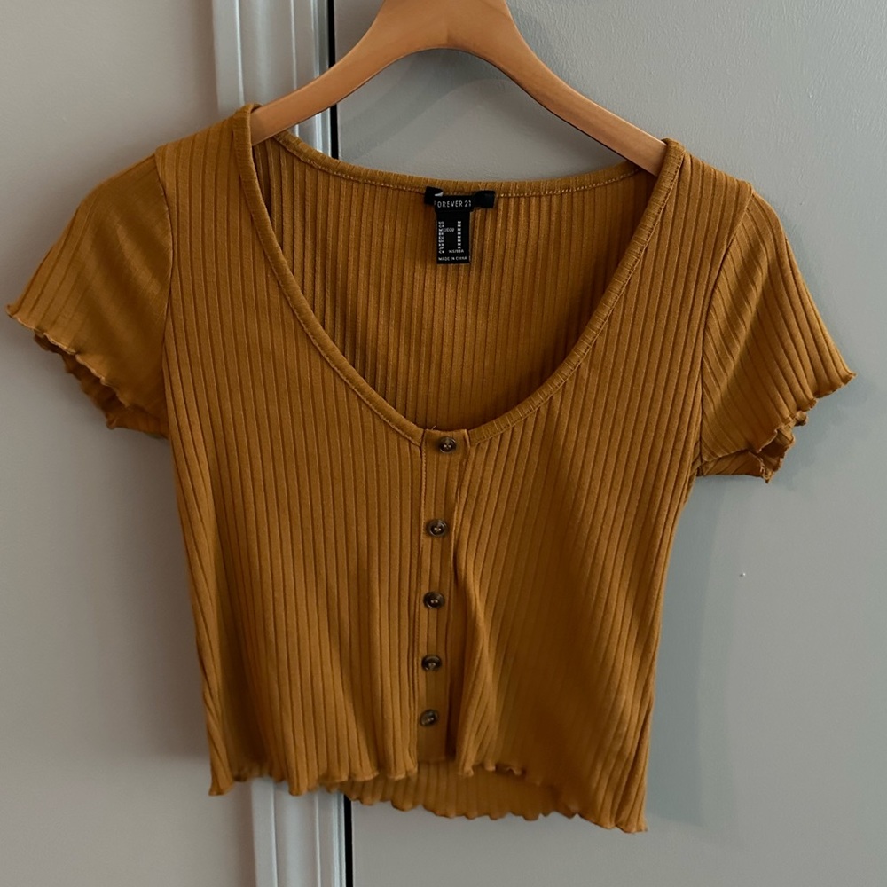 Women’s Mustard Top